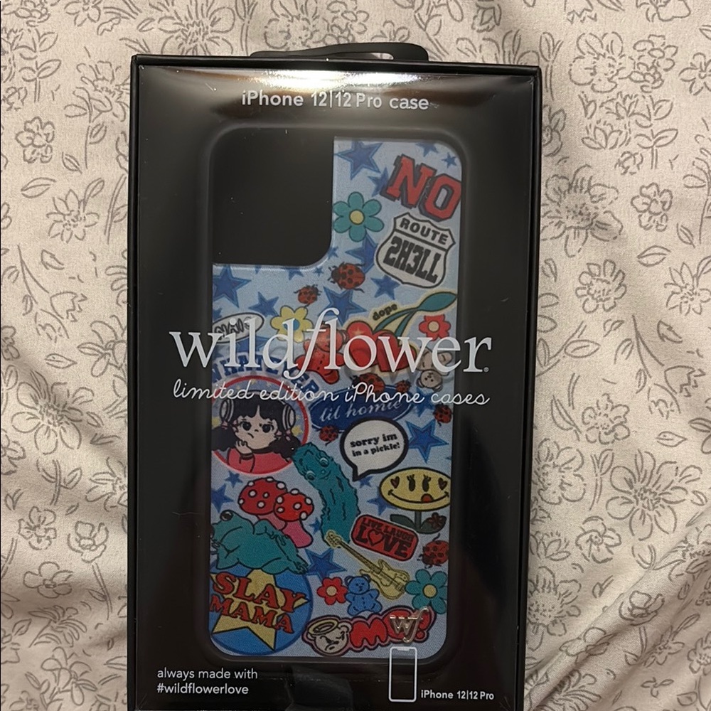 Wildflowers Blue Retro Cartoon IPhone 12 Case